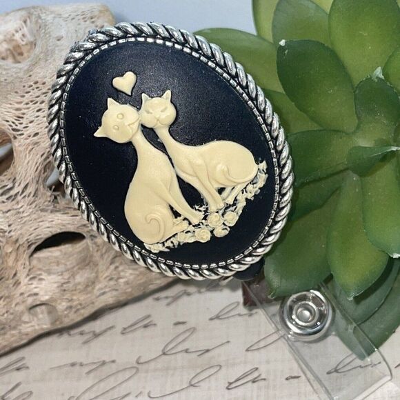 Love Black Cat Kitten Heart Lanyard Rose Retractable Reel ID Card Badge Holder - Picture 4 of 9